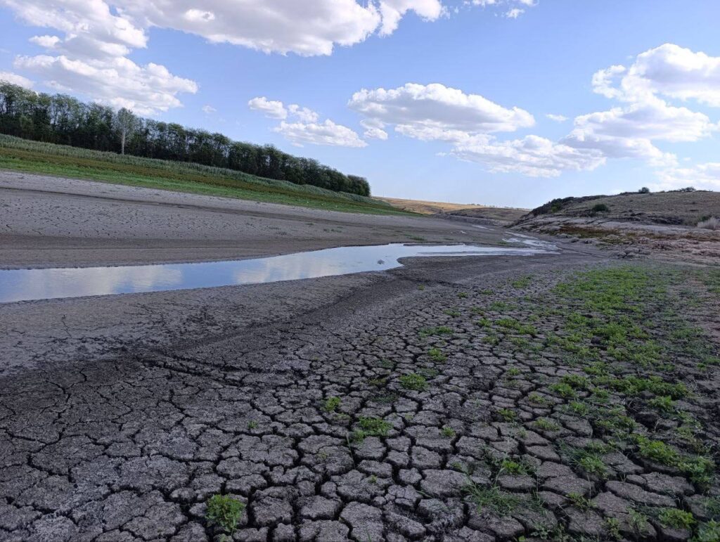 The reservoir in Mariupol has almost completely dried up: the city may be left without water
