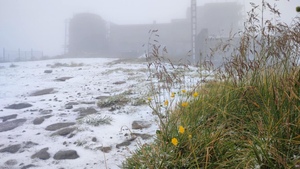 Frost hits Pip Ivan mountain: rescuers warn tourists of danger
