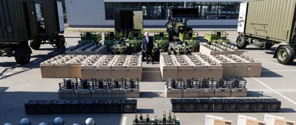 Converting Rage into Drones: Poroshenko Brings More Aid to the Front