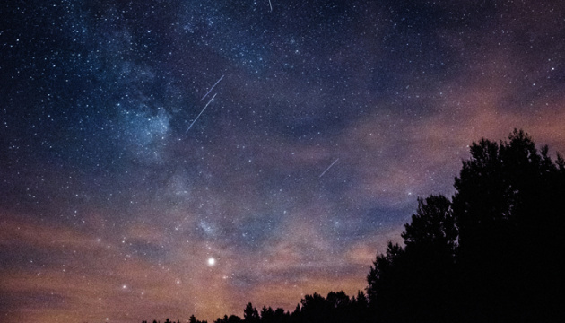 The sky will present a light show: when to expect the brightest starfall of winter