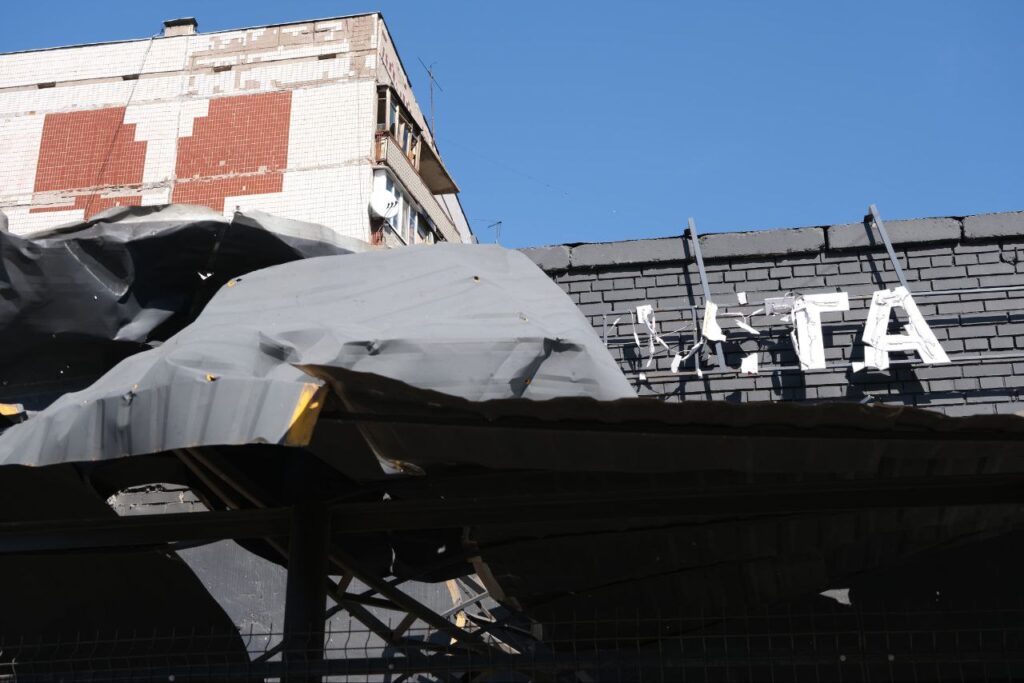 Russian Army Attacks New Mail in Kramatorsk: Man Killed