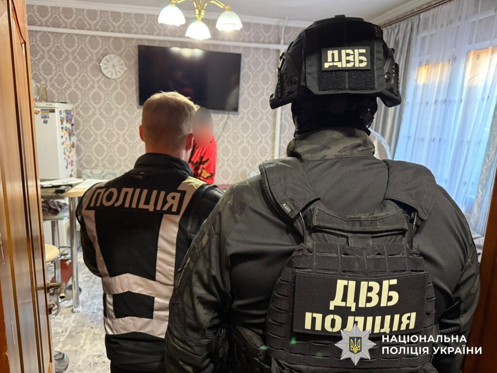 Фіктивні довідки та “ухилянти”: поліція викрила масштабну корупційну схему посадовців Центральної МСЕК