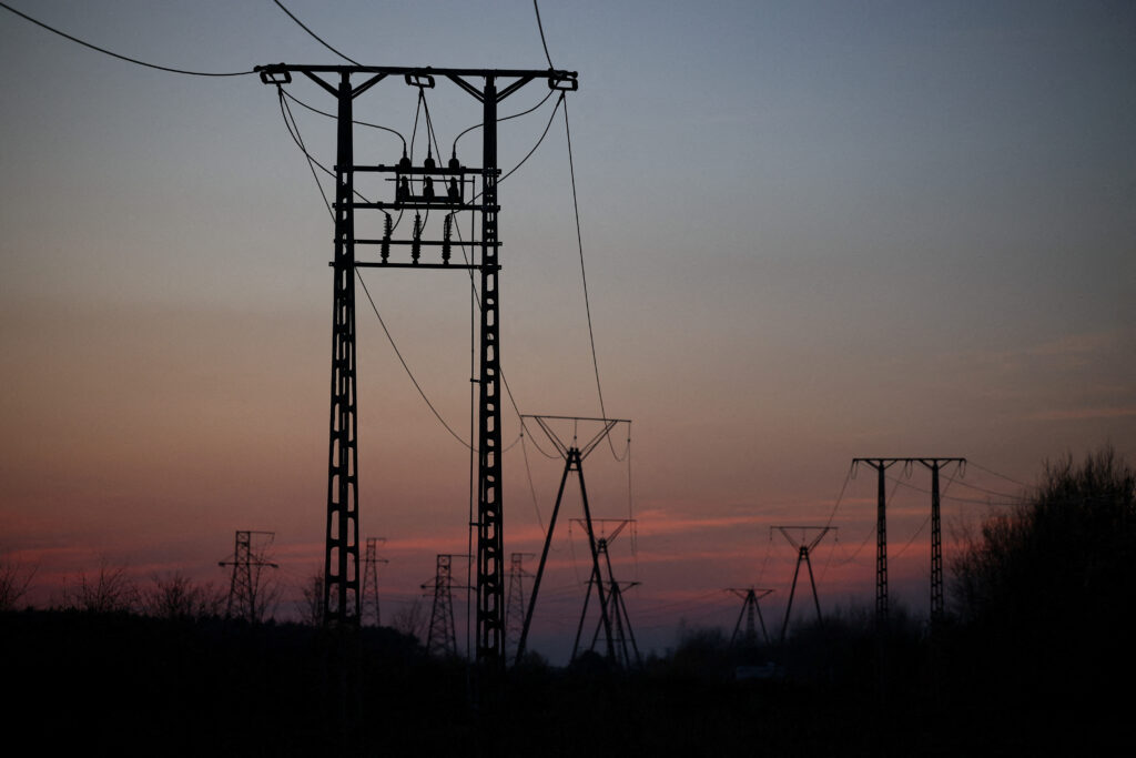Blackouts may return: Ukrainian Armed Forces warn of power outages in winter