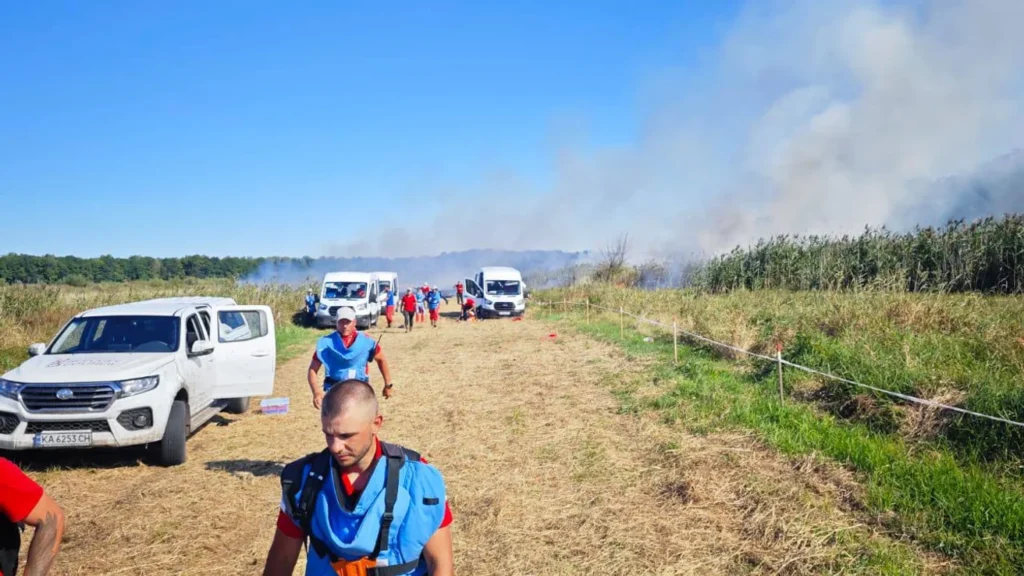 Russians Launch Missile Attack on International Mine-Clearing Organization Near Chernihiv: Dead and Wounded