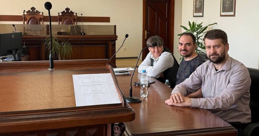 For the first time in Ukrainian history: a court in Kyiv recognized the de facto marital relationship of an LGBT couple