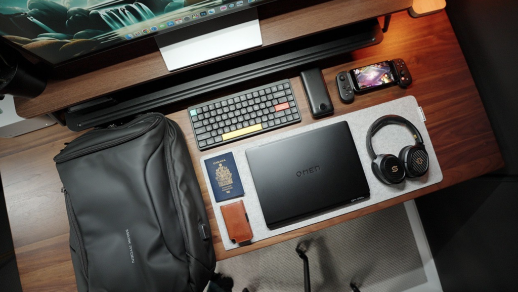 Foxtrot’s advice: how to choose a laptop for gaming while traveling