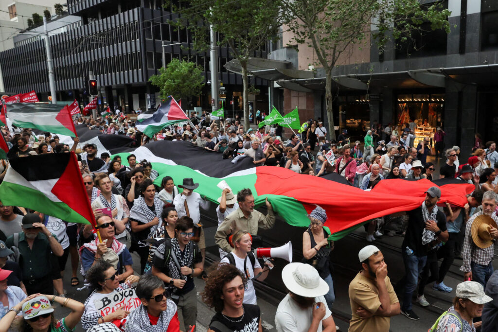 Pro-Palestinian protest in Swiss capital turns into clashes: 18 police officers injured
