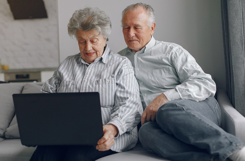 Pensioners urged to confirm data to avoid losing benefits