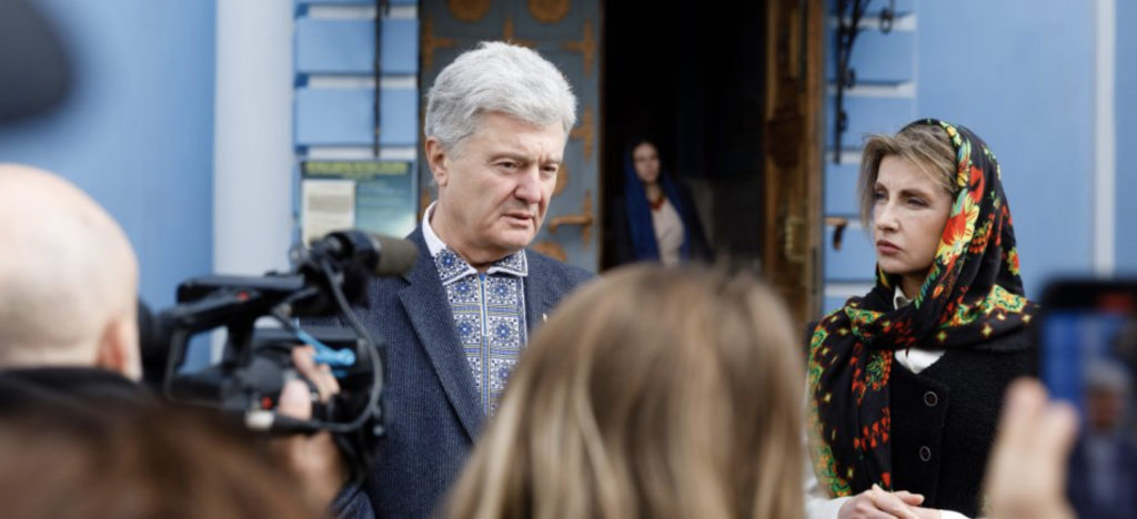 Petro Poroshenko: We pray in the Ukrainian church for our Army and our victory.