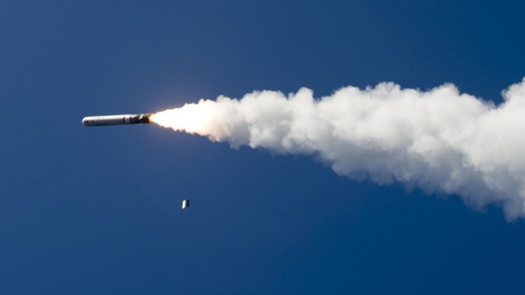 Zelenskyy and Trump’s meeting was “tense,” and the US will not provide Ukraine with a Tomahawk missile – Axios