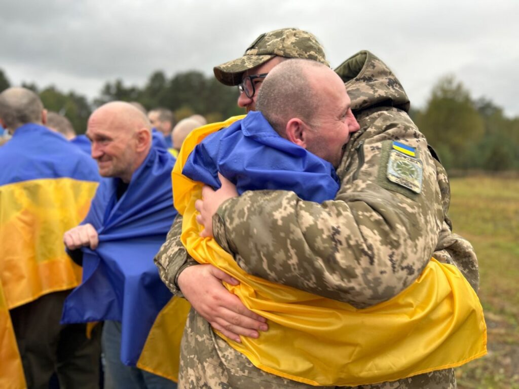 Україна та Росія провели обмін полоненими: вдалося повернули 205 осіб