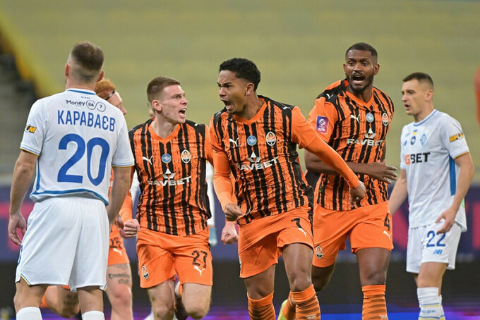 Shakhtar took revenge on Dynamo for the cup defeat: results and review of the central match of the UPL round