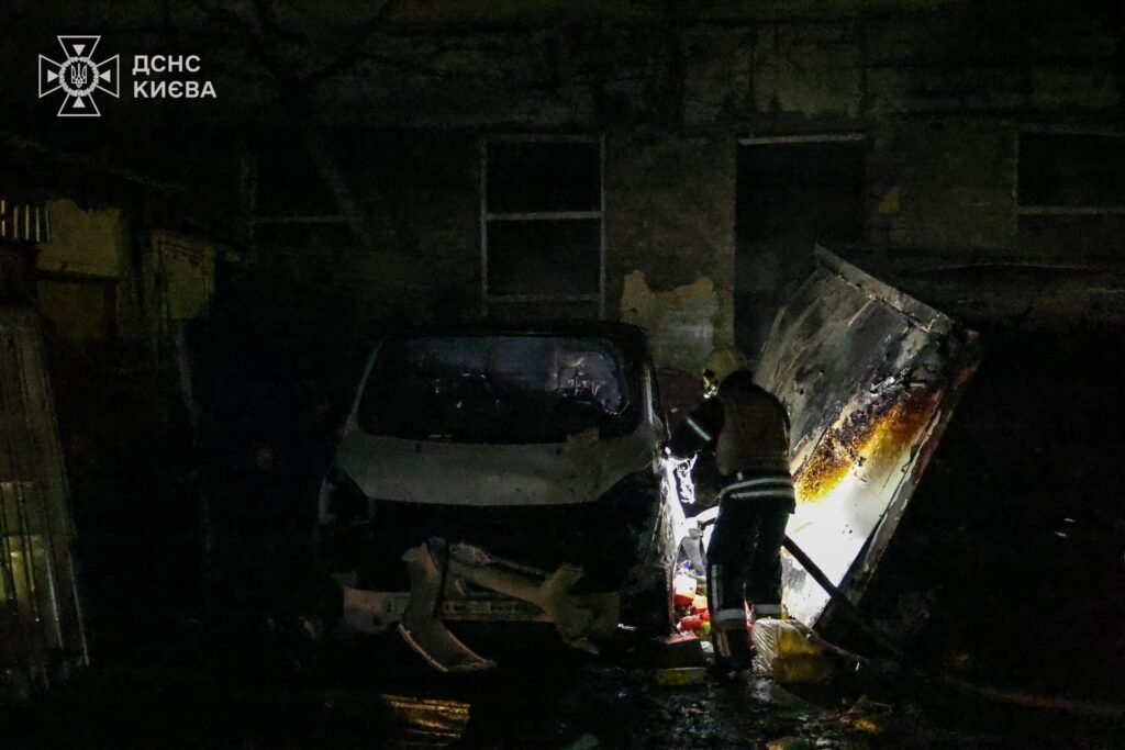 The Russian army attacked the Kyiv region with missiles and drones: one person was injured, houses were damaged.