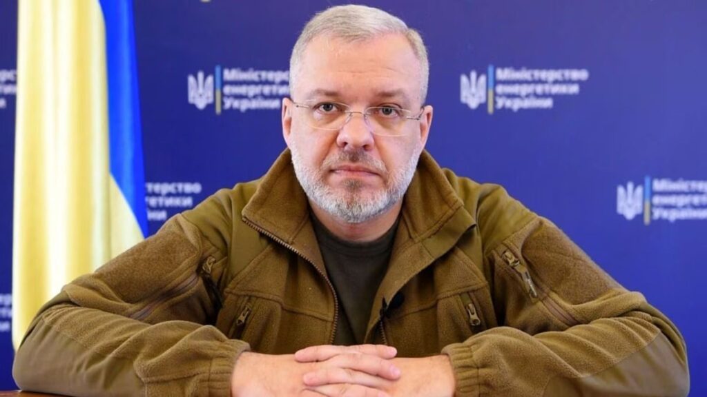 The court took former minister Galushchenko into custody