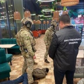 Полковник намагався продати 500 кілограмів вибухівки: затримали трьох військових