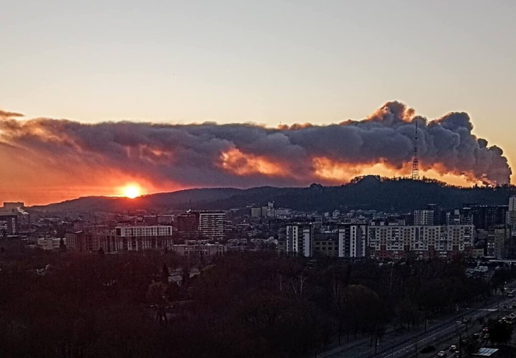 Россия атаковала Тернополь, Львов и Ивано-Франковск: дроны и ракеты нанесли разрушения
