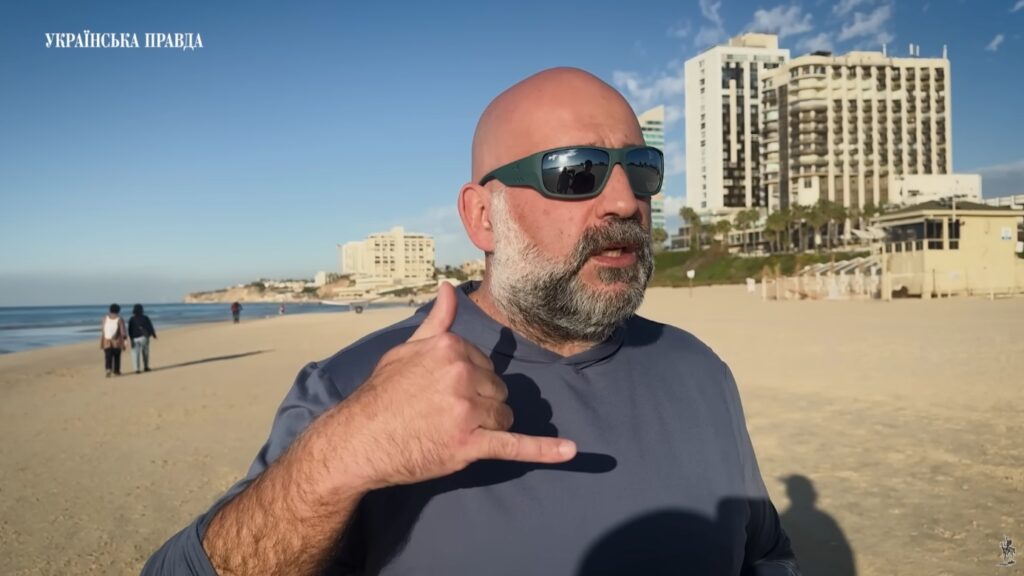 “Відбілити президента”: що не так з публічним інтерв’ю Міндіча