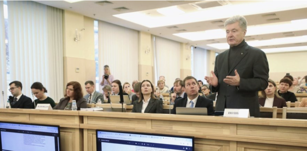 It’s already clear to everyone: Poroshenko’s lawsuit to lift illegal sanctions is entering the final stretch.