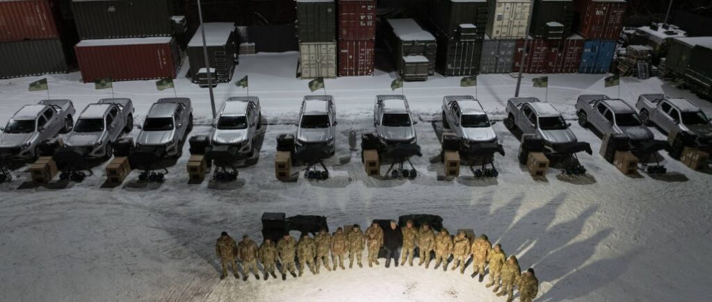 There are no days off in war: Poroshenko handed over 12 more Ai-Petri complexes to the defenders