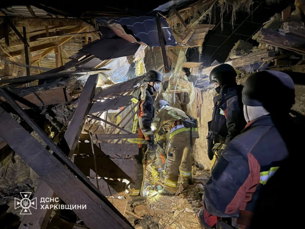 Russian aircraft shelled Izyum in Kharkiv region, one person killed and one injured
