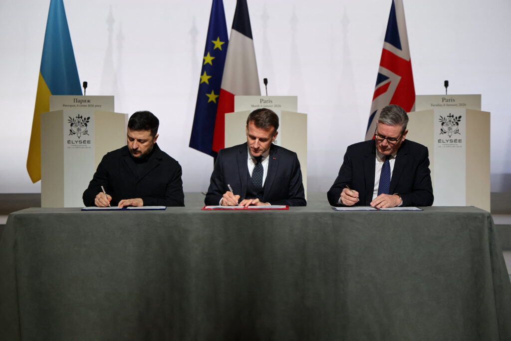 Ukraine, France and the United Kingdom signed a declaration of intent on the deployment of a multinational force
