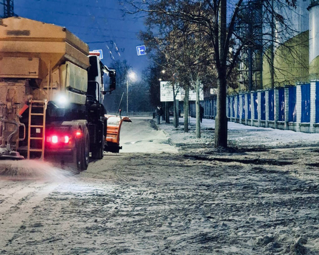 Roads were covered with sand after a strike on a factory in Dnipro