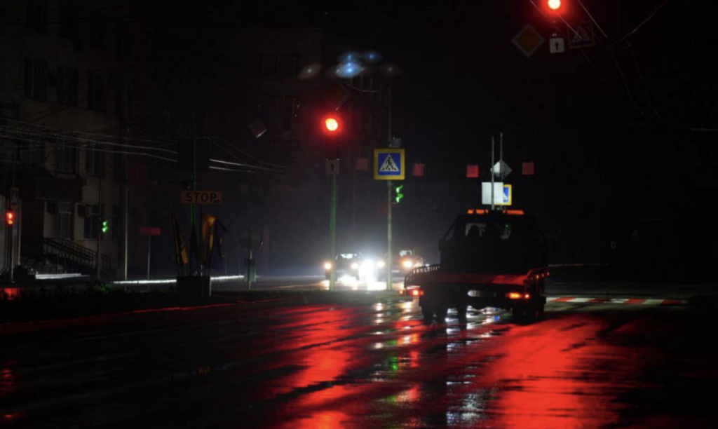 A massive Russian attack knocked out power in the Zaporizhzhia and Dnipropetrovsk regions: power was restored to some subscribers.