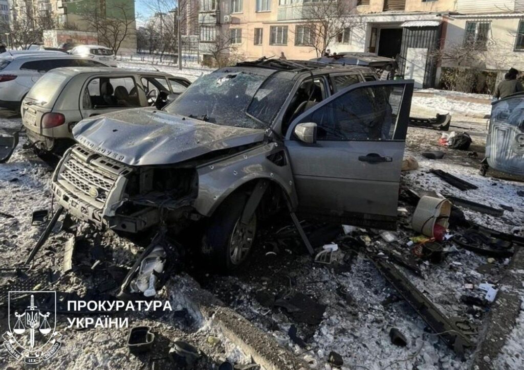 Morning explosion in Kyiv: SUV explosion recognized as terrorist attack, soldier injured