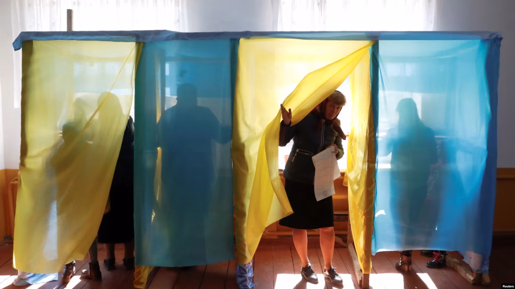 The CEC called on Ukrainians abroad to update their electoral address: details