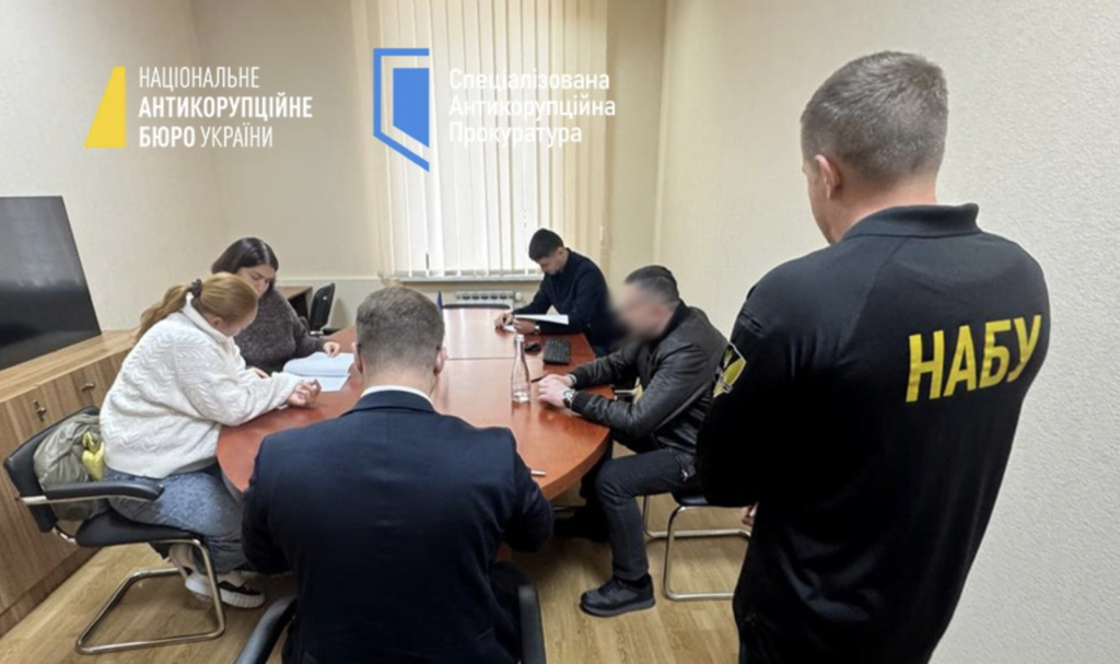 The Chairman of the Odessa Regional Council, Didenko, and his wife, a member of parliament from the “Servant of the People” party, will appear in court for false declarations.