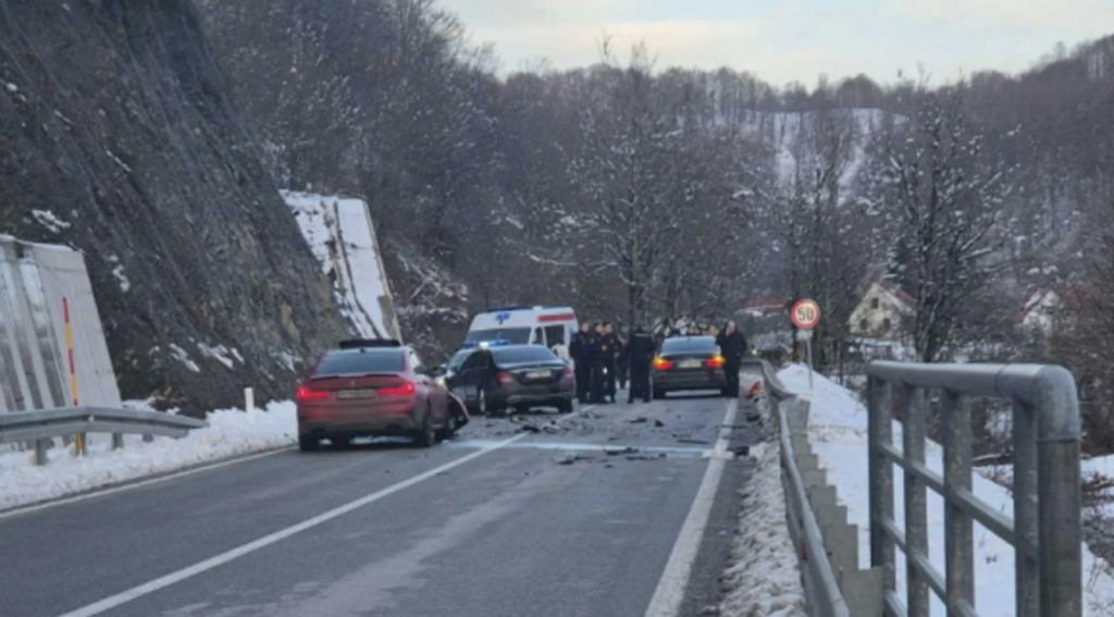In Montenegro, a Ukrainian driver drove a BMW into oncoming traffic and rammed the Prime Minister’s motorcade.