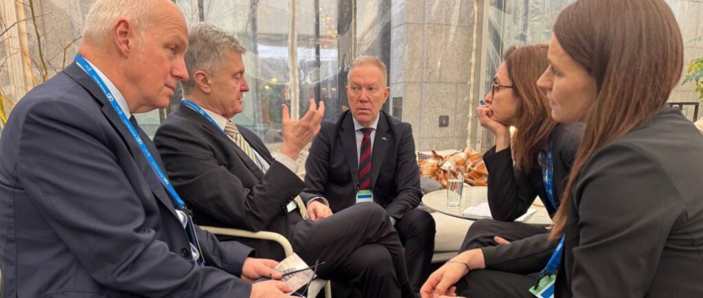 Poroshenko discussed strengthening support for Ukraine and security on the continent with Europeans in Munich