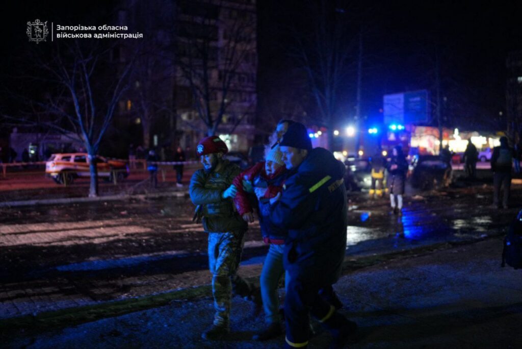 Росіяни вдарили по Запоріжжю: дві людини загинули, ще восьмеро – постраждали