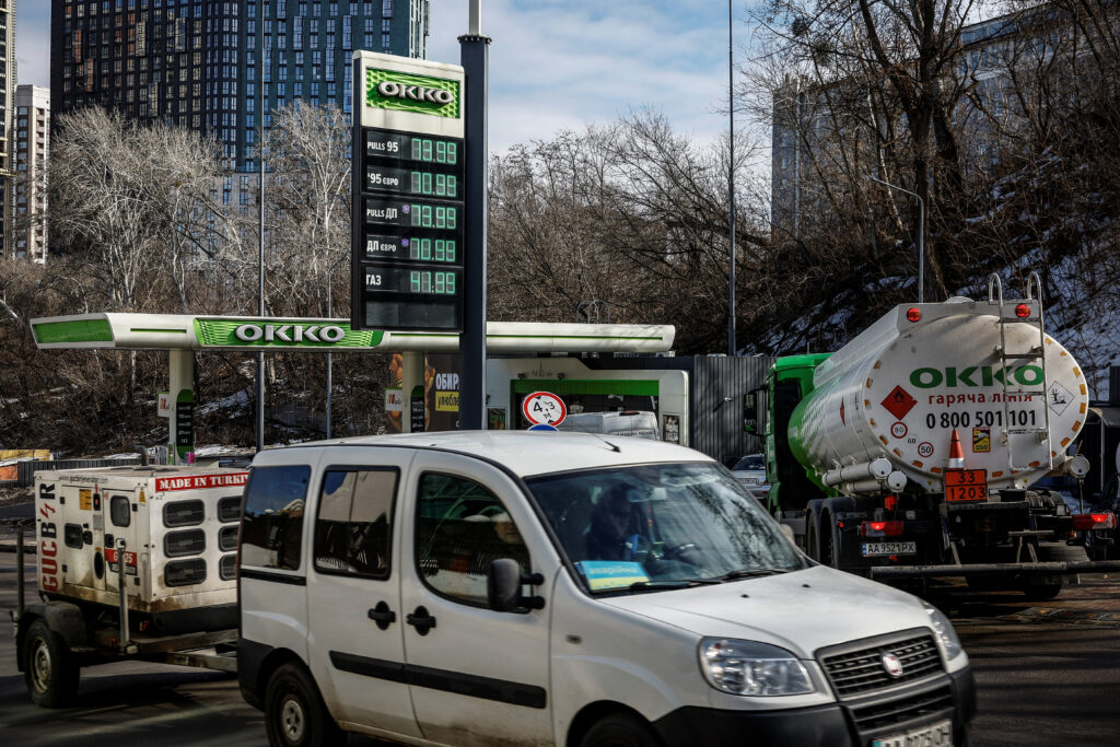 Cashback on fuel has started in Ukraine: how to get it and how much is returned