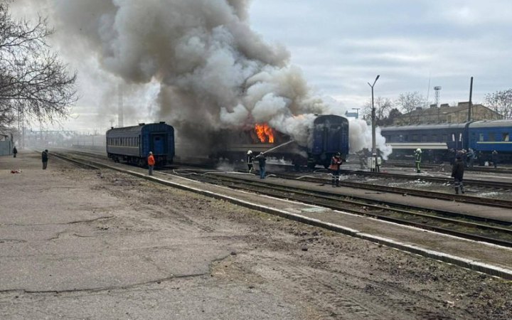 Russia uses drone to attack passenger train in Mykolaiv: one injured