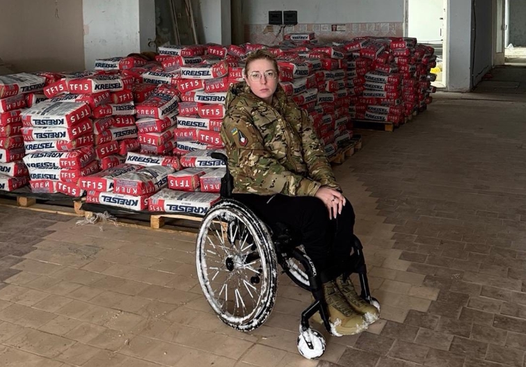 Метод “гнилого оселедця”: кому вигідна дискредитація волонтерів
