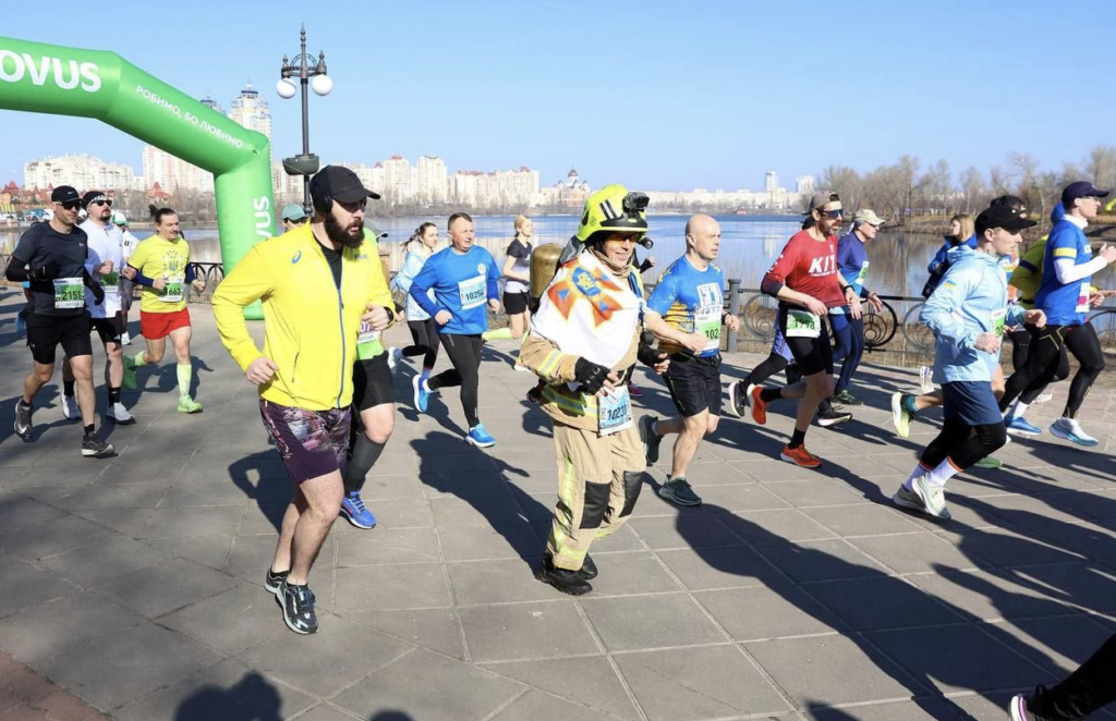 NOVUS Ten of Invincibility. Kyiv 2026: 5,200 participants and 618,000 donations to charity – this is how Run Ukraine’s running season began.