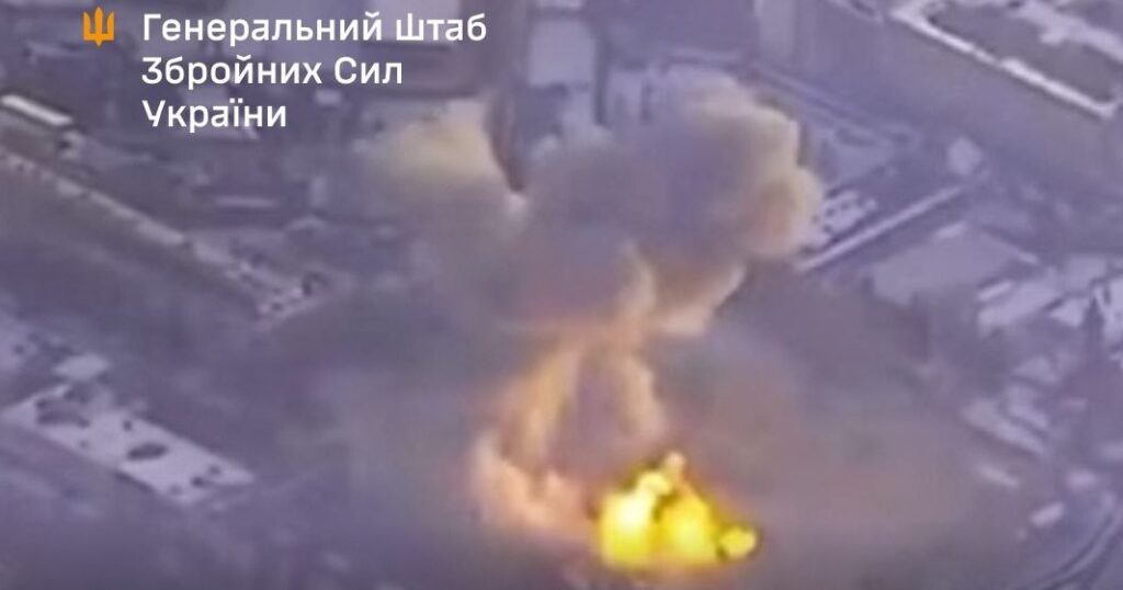 Сили оборони вдарили по аеродрому “Майкоп” у Росії