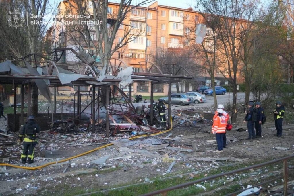 Russia launched a massive strike on Ukrainian cities: details of the night attack