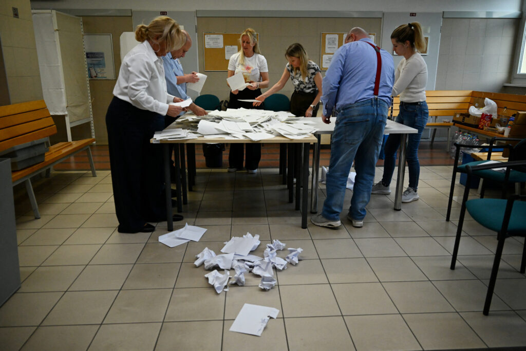 Результати виборів в Угорщині: хто перемагає