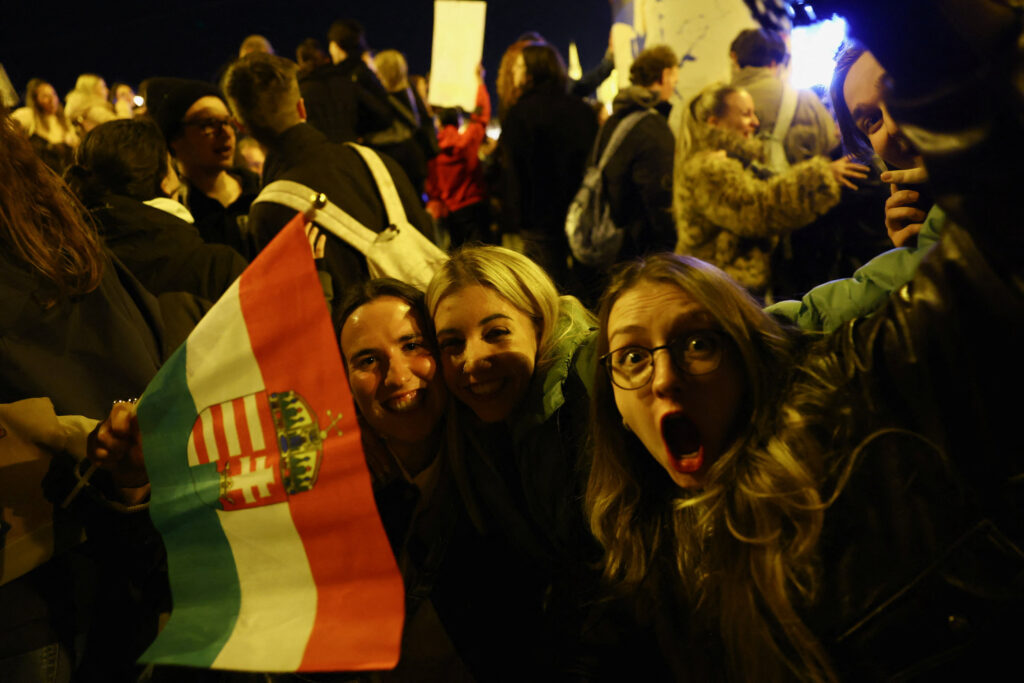 Viktor Orbán’s “Telethon,” Scandals and Pressure: Inside Hungary’s Election Drama