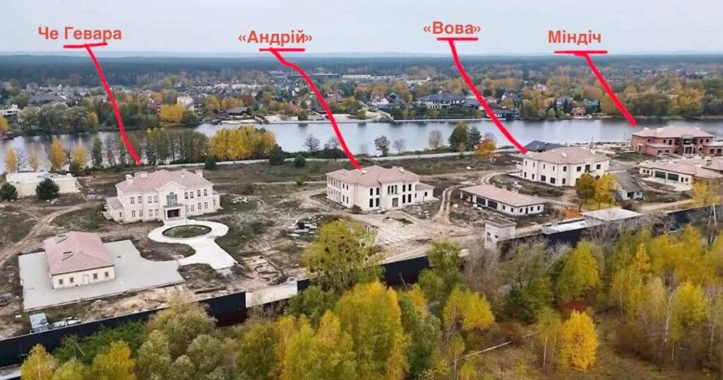 Усе для друзів Президента: як закінчилася “епоха бідності”