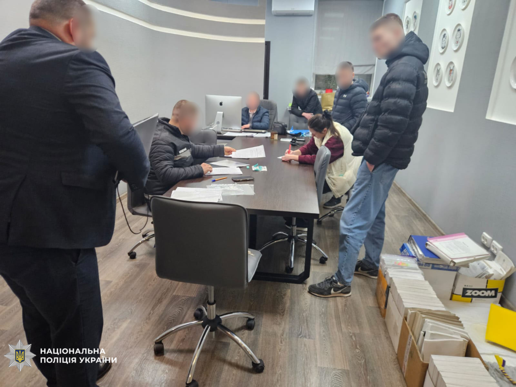 “Відмили” майже 580 мільйонів на оборонних контрактах: на Дніпропетровщині викрили масштабну злочинну схему