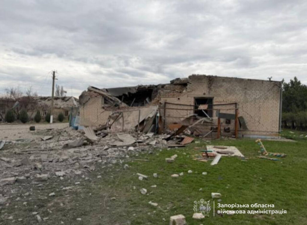 Russians attacked Zaporizhia district: there are wounded, houses damaged