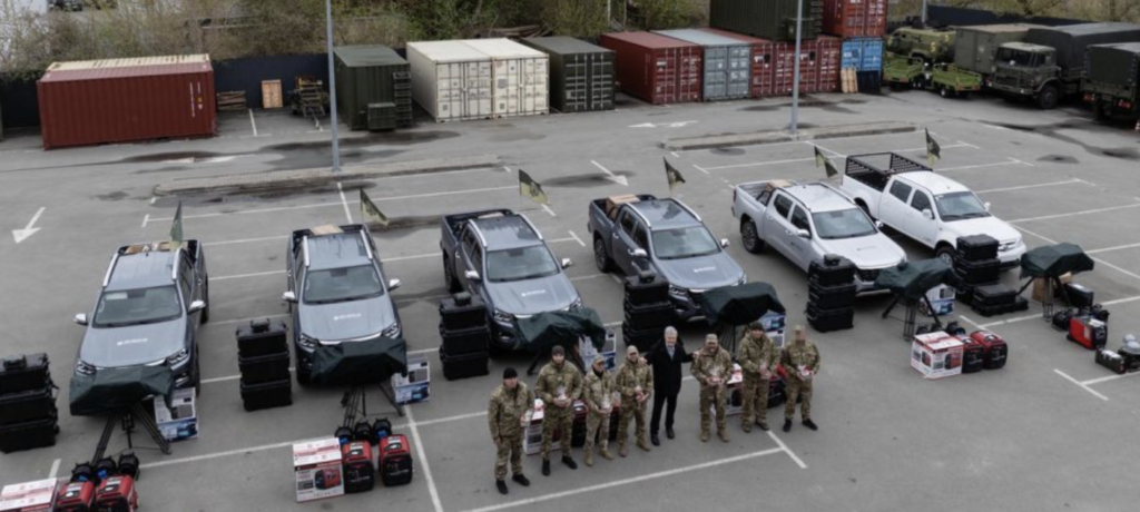 Petro Poroshenko handed over the Ai-Petri party to the capital’s defenders.