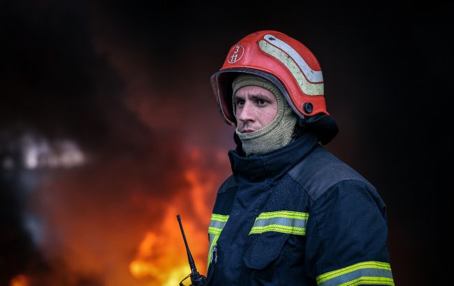 Дрони вдарили по Луцьку: горів склад і багатоповерхівка