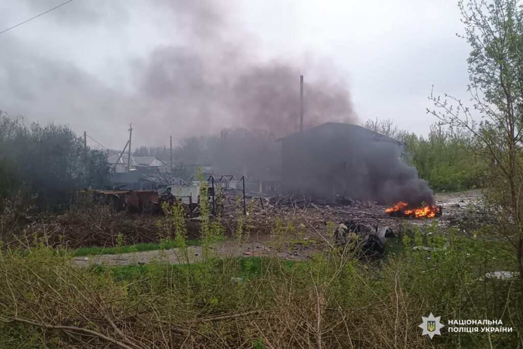 Russians with MLRS shelled Izyum in Kharkiv region: there is destruction and injuries