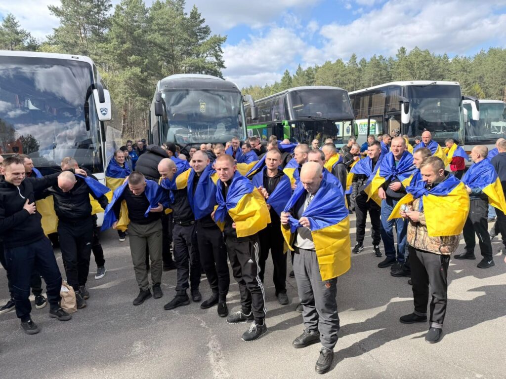 193 Ukrainian soldiers returned from Russian captivity