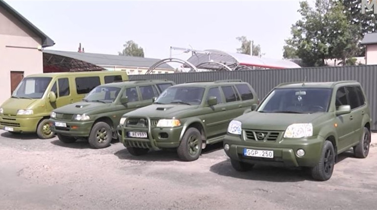 Ukraine proposes allowing military personnel to import cars from abroad without paying duty: details of draft laws