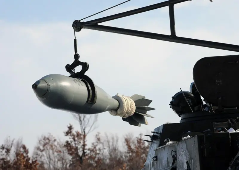 Russia confirms transfer of nuclear munitions to Belarus
